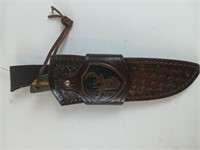 Handmade knife 3 in blade Damascus steel leather