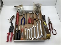 ASSORTED LOT OF TOOLS