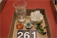 Flat with Crystal Vase ~ Nesting Duck