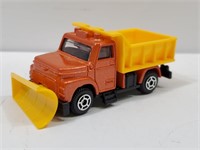 Snow plow Truck Diecast Motor Max