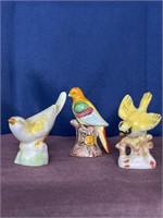 Bird figurine lot