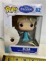 Elsa Vinyl figure from Frozen