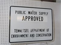 PUBLIC WATER SIGN