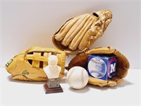 Baseball Gloves, Soft Ball