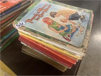 STACK OF VINTAGE CHILDRENS BOOKS