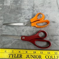 2 Scissors Fiskars