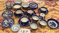 Blue & White, Blue Willow, cups, saucers, sm tea