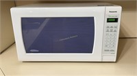 Panasonic Genius Sensor 1250W Inverter Microwave