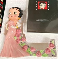 N - BETTY BOOP COLLECTIBLE (G45)