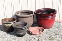 Resin planters/flower pots