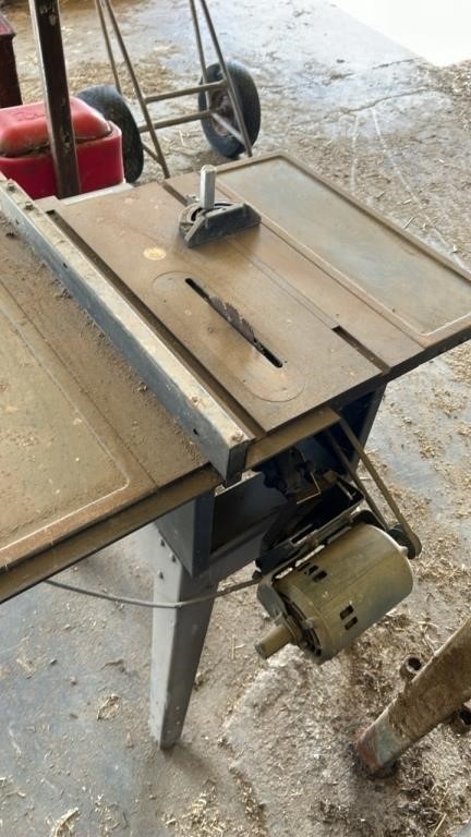 Table saw