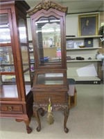 Antique Display Cabinet 23"Wx19"D