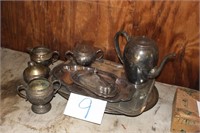 VTG SILVERPLATE SET