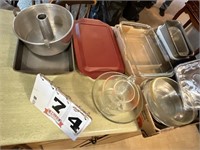 Pyrex pans, bowls, baking pans