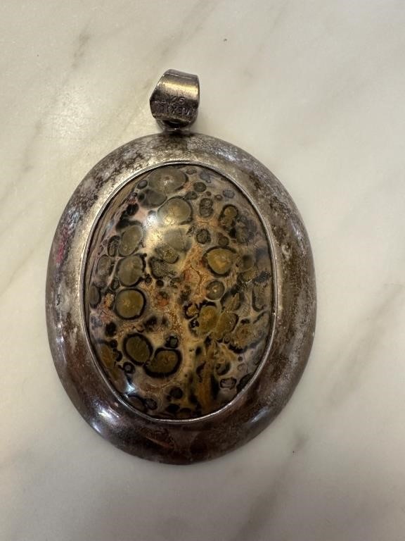 LG STERLING SILVER LEOPARD SKIN JASPER PENDANT