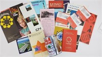 Articles d' Expo 67 dont Passeport rouge