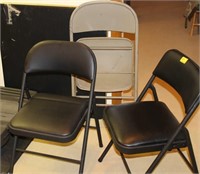 FOLDING CARD TABLE AND 3 MIXED FOLDING CHAIRS