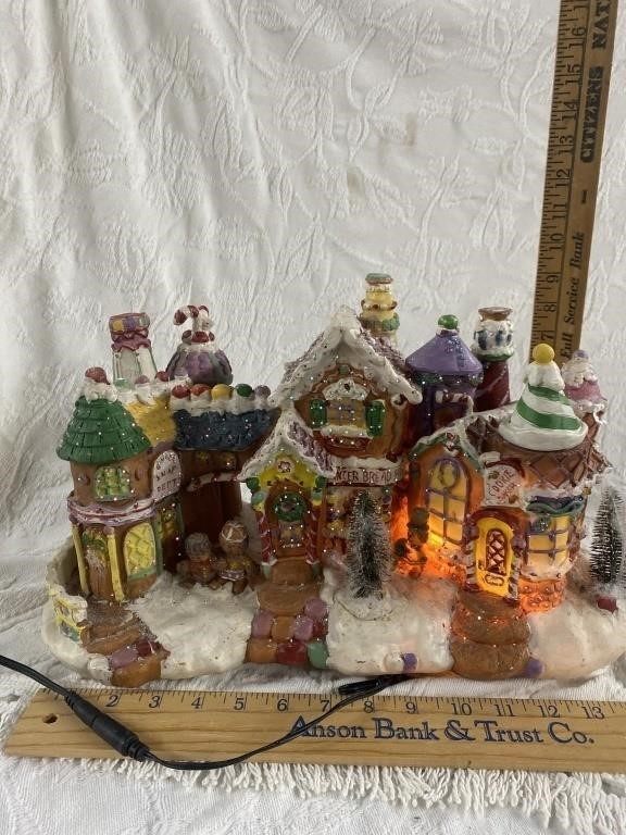 HUGE Christmas Auction, Outdoor and Indoor Christmas Decor