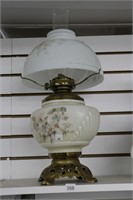 ANTIQUE TABLE LAMP 23"