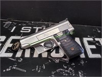 Bryco Jennings Nine 9mm Pistol