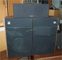 2 Vintage Magnavox & A Fisher 3 Piece Speaker Lot
