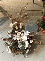 Gold Sleigh with Floral Arrangement Christmas