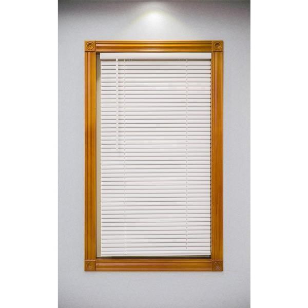 Alabaster Cordless Light Filtering 1 in. Slats Vin