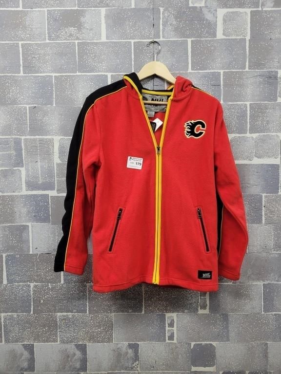 Flames sweater with tags size XL retail $30