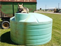 1250 Gallon Poly Tank