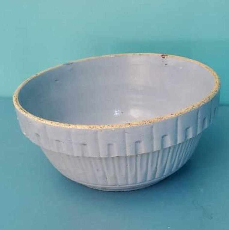 Vintage blue Stoneware mixing bowl 5"×10" age