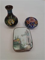 CLOISONNE VASE AND TRINKLE BOXES X 2