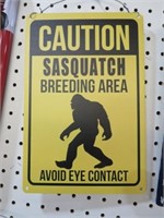 TIN SASQUATCH SIGN