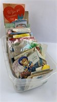Assorted lot of vintage greeting cards