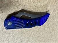 BLUE KNIFE