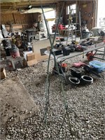 2 LIGHTNING ROD STANDS