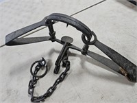 HAND FORGED - WROUGHT IRON FOOT TRAP