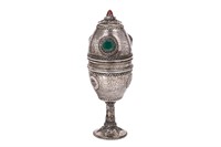 BEZALEL SCHOOL SILVER ETROG BOX, 289g