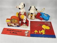 ASSORTED LOT OF PEANUTS SNOOPY COLLECTIBLES