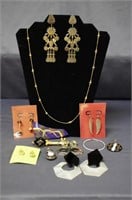 Lot of assorted estate/ costume jewelry