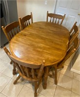 Kitchen Table with 6 chairs