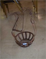 Metal Chicken Planter