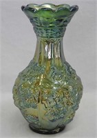 Loganberry vase - green