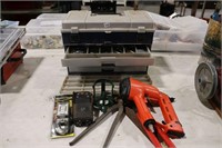 AIR NAILER, PLIERS, TOOL BOX WITH CONTENT