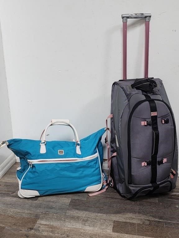 Rolling Reebok bag & blue carry women's bags