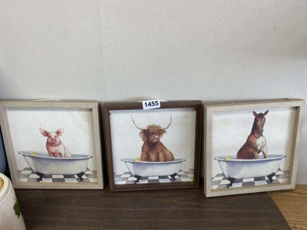 (3) ANIMALS IN TUB WALL ART