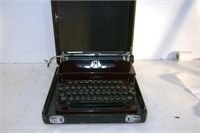 Vintage CORONA Typewriter