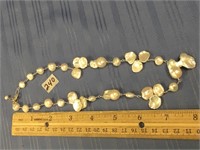 Baroque and kasha pearl necklace        (a 7)