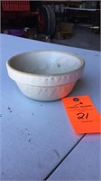 6.5”W x 3”T white sawtooth crock bowl, White