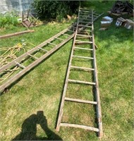 2 Wood Straight Ladders