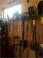 Assorted garden tools, ATG